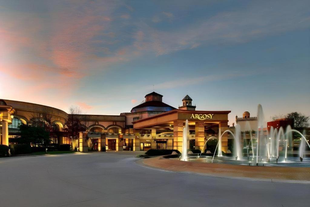 Argosy Casino Hotel & Spa Riverside Dış mekan fotoğraf