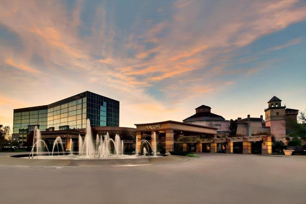 Argosy Casino Hotel & Spa Riverside Dış mekan fotoğraf