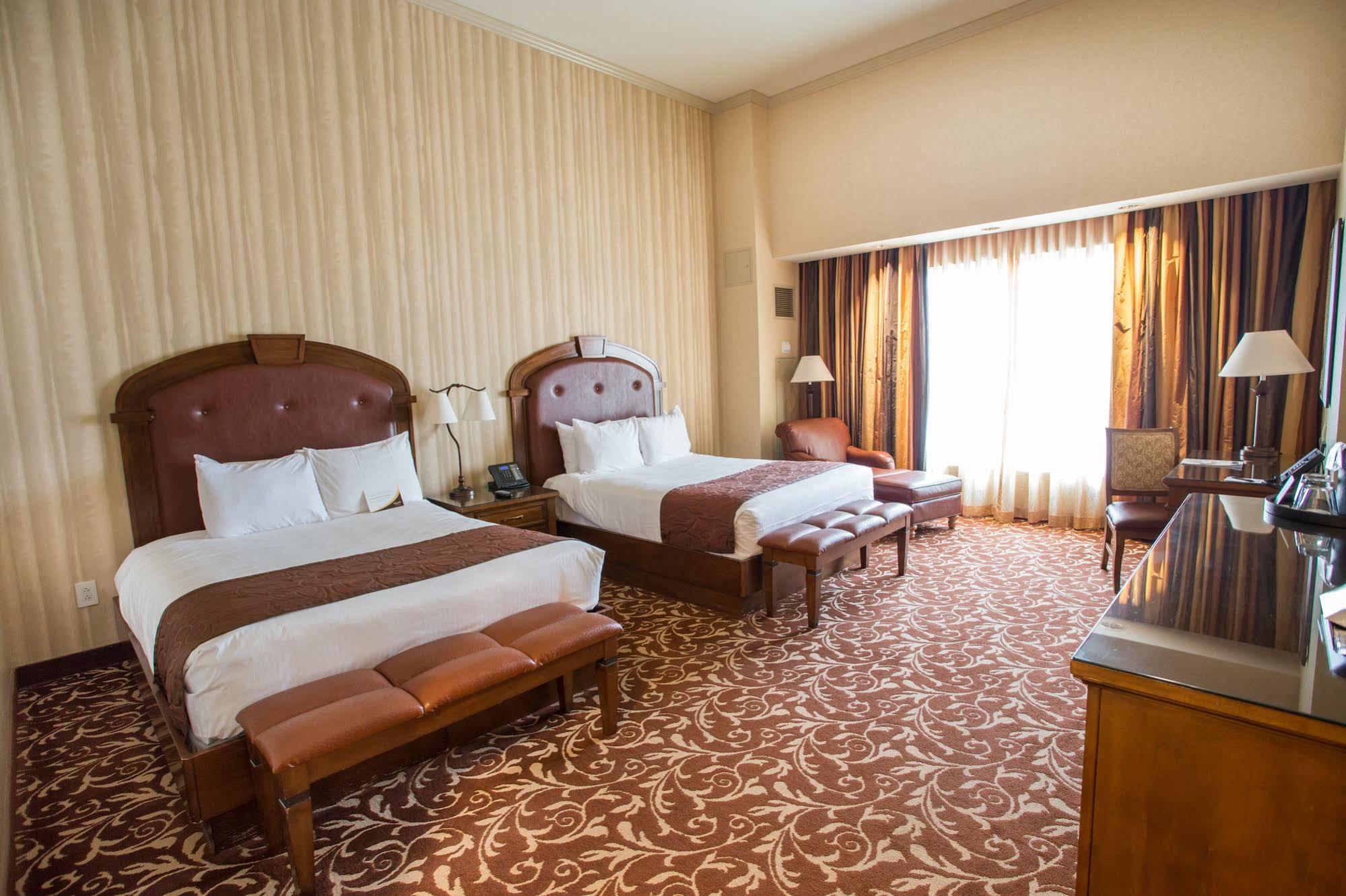 Argosy Casino Hotel & Spa Riverside Dış mekan fotoğraf